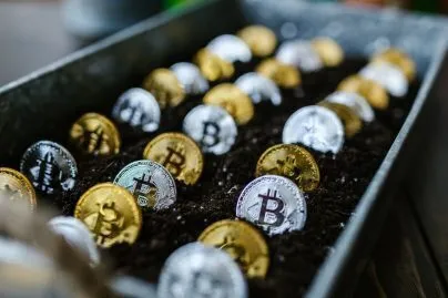 5 Blockchain Stocks To Invest In